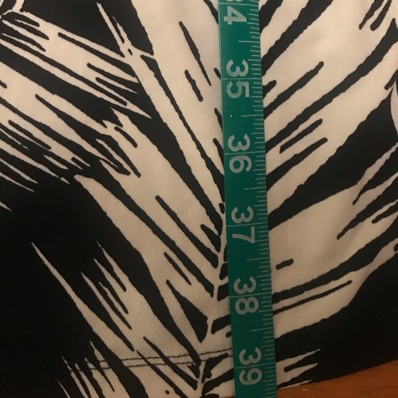 Sangria dress, size 16W, black and white. - Picture 12 of 13